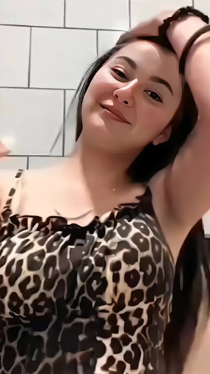 Hania Amir 18+ Viral Video Original Link , Pakistani Actress Hania Amir Full Video Download Link